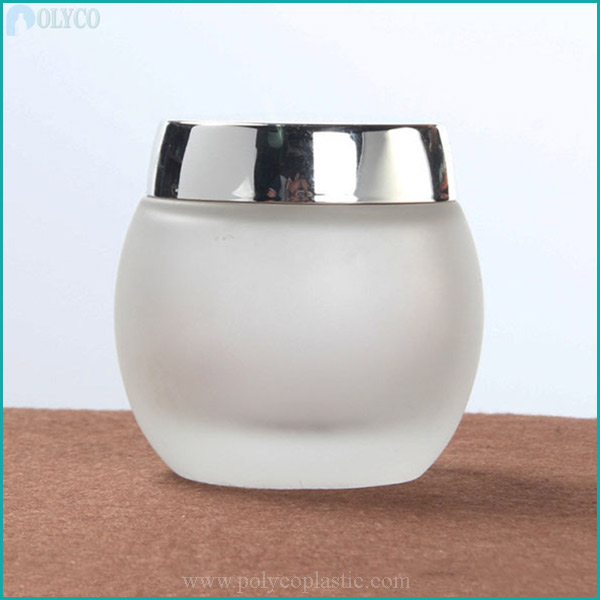 100ml glass jar with silver-white plastic lid